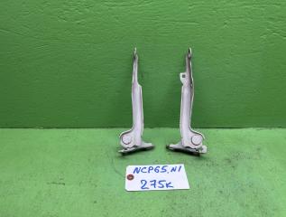 Петля капота TOYOTA IST NCP65 2 ракурс