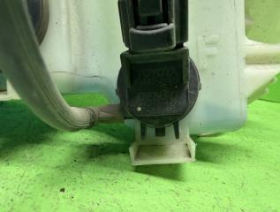 Бачок стеклоомывателя TOYOTA AQUA NHP10 85330-21010 4 ракурс