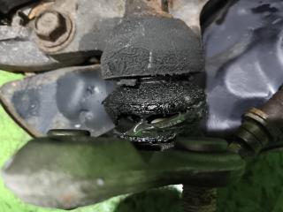 Ступица правая передняя TOYOTA PRIUS NHW11 3 ракурс