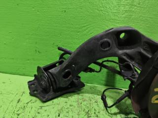 Ступица правая задняя NISSAN AVENIR RW11 4 ракурс