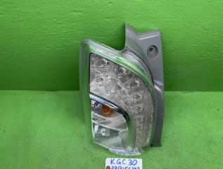 Стоп-сигнал левый задний TOYOTA PASSO KGC30 220-51397 3 ракурс