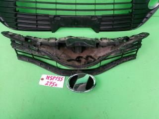 Решетка радиатора TOYOTA VITZ NSP135 4 ракурс