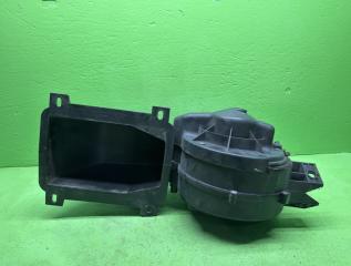 Мотор печки MAZDA BONGO FRIENDEE SGEW 5 ракурс Мотор печки MAZDA BONGO FRIENDEE SGEW 5 ракурс
