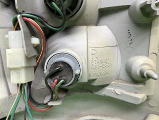Габарит правый передний MAZDA BONGO BRAWNY SKF6V p0353 4 ракурс