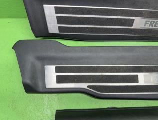 Накладка на порог HONDA FREED GB4 4 ракурс