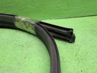 Молдинг на крышу TOYOTA VITZ NCP10 2 ракурс