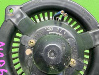 Мотор печки TOYOTA IST NCP65 3 ракурс