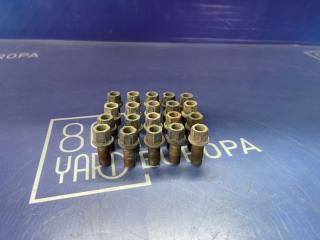 Запчасть болт колесный Volkswagen Tiguan 2010