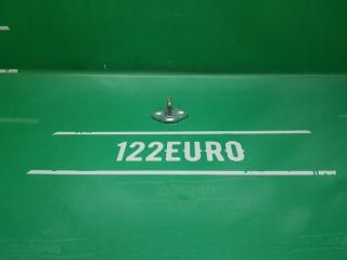 Фото запчасти петля замка двери передняя левая Pontiac Vibe 2003 Б/У запчасть Запчасть петля замка двери передняя левая Pontiac Vibe 2003