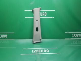 Фото запчасти накладка на стойку кузова правая Pontiac Vibe 2003 Б/У запчасть Запчасть накладка на стойку кузова правая Pontiac Vibe 2003