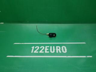 Фото запчасти концевик двери задний правый Pontiac Vibe 2003 Б/У запчасть Запчасть концевик двери задний правый Pontiac Vibe 2003