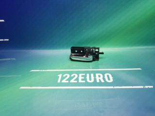 Фото запчасти ручка двери внутренняя задняя правая Toyota Avensis 2004 Б/У запчасть Запчасть ручка двери внутренняя задняя правая Toyota Avensis 2004