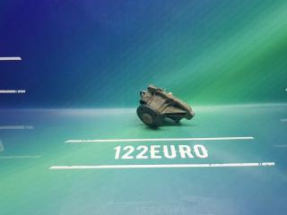 Фото запчасти помпа Toyota Avensis 2004 Б/У запчасть Запчасть помпа Toyota Avensis 2004