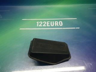 Запчасть подставка под ногу Toyota Camry 2004