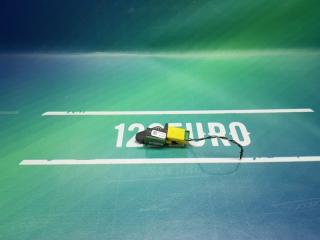 Запчасть датчик airbag Volkswagen Passat 2008