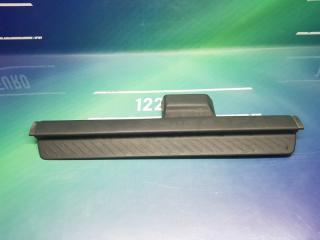 Запчасть накладка на порог передняя левая SUZUKI Liana 2003