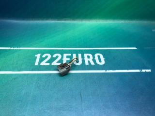 Фото запчасти разъем катушки зажигания Toyota Vitz 2001 контрактная запчасть Запчасть разъем катушки зажигания Toyota Vitz 2001