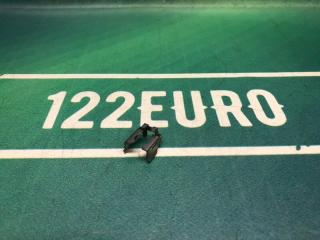 Фото запчасти кронштейн форсунки Mitsubishi RVR 2010 контрактная запчасть Запчасть кронштейн форсунки Mitsubishi RVR 2010