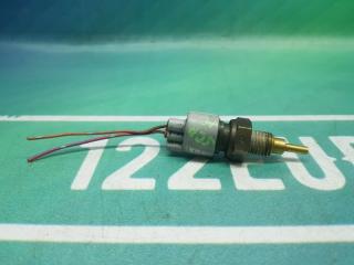 Фото запчасти датчик температуры Toyota Vitz 2001 контрактная запчасть Запчасть датчик температуры Toyota Vitz 2001