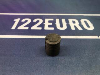 Фото запчасти отбойник капота Toyota Ipsum 1999 Б/У запчасть Запчасть отбойник капота Toyota Ipsum 1999