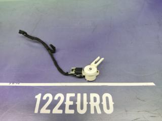 Фото запчасти концевик под педаль тормоза Chevrolet Cruze 2011 Б/У запчасть Запчасть концевик под педаль тормоза Chevrolet Cruze 2011