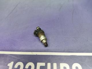 Запчасть форсунка топливная Honda CR-V 1996