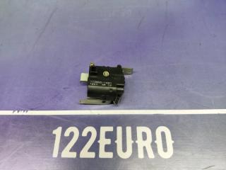 Фото запчасти сервопривод заслонок печки Honda CR-V 1996 Б/У запчасть Запчасть сервопривод заслонок печки Honda CR-V 1996