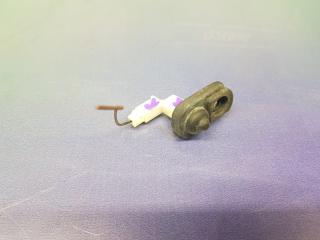 Запчасть концевик двери задний правый Suzuki SX4 2009