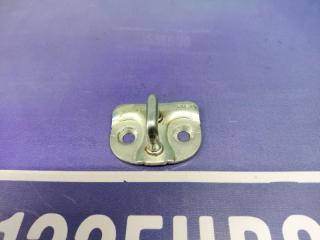 Запчасть петля замка двери Suzuki SX4 2009