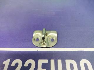 Запчасть петля замка двери Suzuki SX4 2009