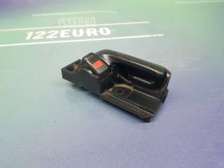 Фото запчасти ручка двери внутренняя задняя правая Pontiac Vibe 2003 Б/У запчасть Запчасть ручка двери внутренняя задняя правая Pontiac Vibe 2003