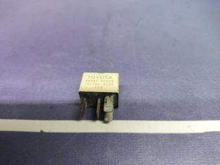 Фото запчасти реле Pontiac Vibe 2003 Б/У запчасть Запчасть реле Pontiac Vibe 2003