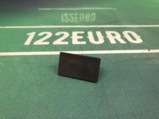 Фото запчасти заглушка Toyota Ipsum 1998 Б/У запчасть Запчасть заглушка Toyota Ipsum 1998