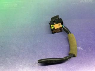 Фото запчасти кнопка стеклоподъемника Nissan Cefiro 2002 Б/У запчасть Запчасть кнопка стеклоподъемника Nissan Cefiro 2002