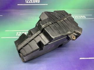 Запчасть корпус воздушного фильтра Nissan Cefiro 2002