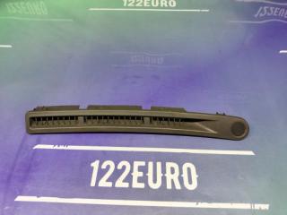 Фото запчасти дефлектор правый Nissan Cefiro 2002 Б/У запчасть Запчасть дефлектор правый Nissan Cefiro 2002