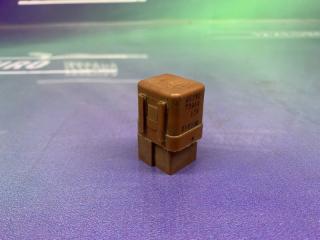 Фото запчасти реле Nissan Cefiro 2002 Б/У запчасть Запчасть реле Nissan Cefiro 2002