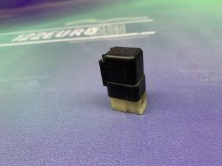 Фото запчасти реле Nissan Cefiro 2002 Б/У запчасть Запчасть реле Nissan Cefiro 2002