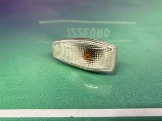 Фото запчасти повторитель поворота передний левый Hyundai Tucson 2006 Б/У запчасть Запчасть повторитель поворота передний левый Hyundai Tucson 2006