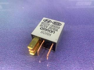 Фото запчасти реле Hyundai Tucson 2006 Б/У запчасть Запчасть реле Hyundai Tucson 2006