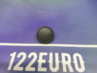 Запчасть заглушка Mazda MPV 1996