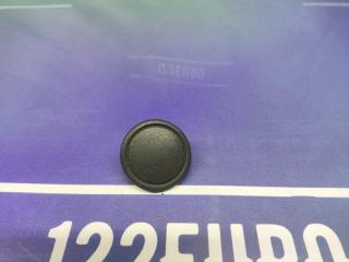 Запчасть заглушка Mazda MPV 1996