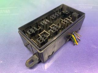 Запчасть блок предохранителей Mazda MPV 1996