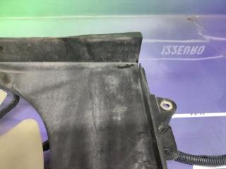 Диффузор радиатора Corolla 2006 ZZE121 3ZZ-FE