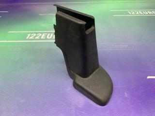 Фото запчасти заглушка крепления сиденья Honda Stepwgn 2016 контрактная запчасть Запчасть заглушка крепления сиденья Honda Stepwgn 2016