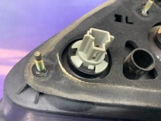 Фонарь левый RX300 2000 MCU15 1MZ-FE