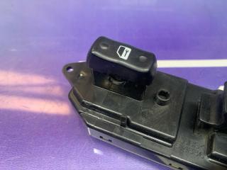 Кнопка стеклоподъемника передняя правая Lexus RX300 MCU15 1MZ-FE