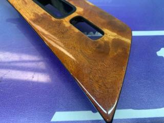 Накладка кнопки стеклоподъемника передняя правая Lexus RX300 MCU15 1MZ-FE