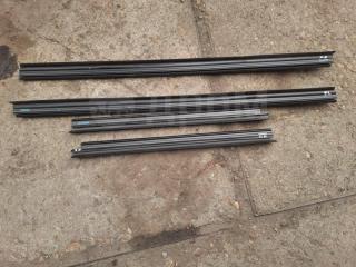 Молдинг стекла двери внутренний Mazda CX-5