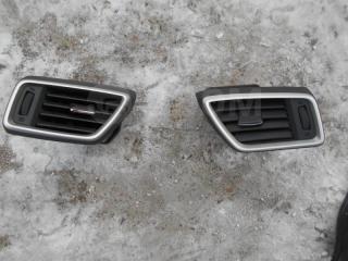 Решетка вентиляционная боковая передняя Nissan X-Trail